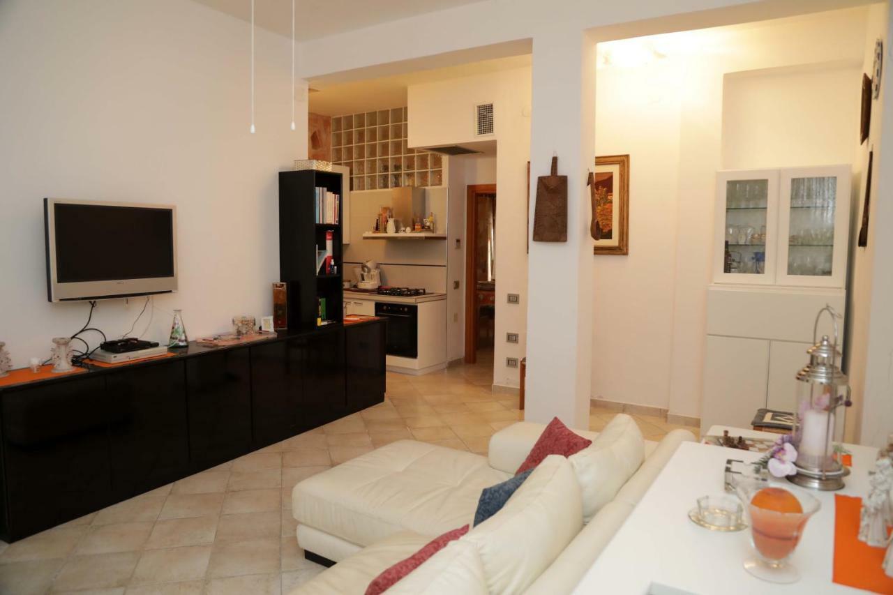 Luxury Apt Apartamento Calasetta Exterior foto