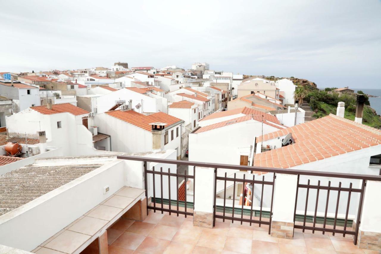 Luxury Apt Apartamento Calasetta Exterior foto