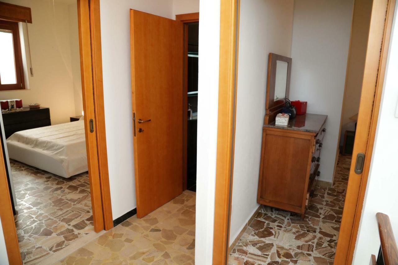 Luxury Apt Apartamento Calasetta Exterior foto
